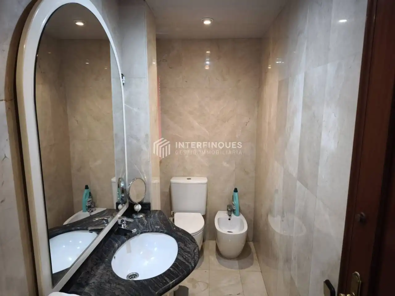 Bathroom of Apartments for sale in Badalona  with Air Conditioner