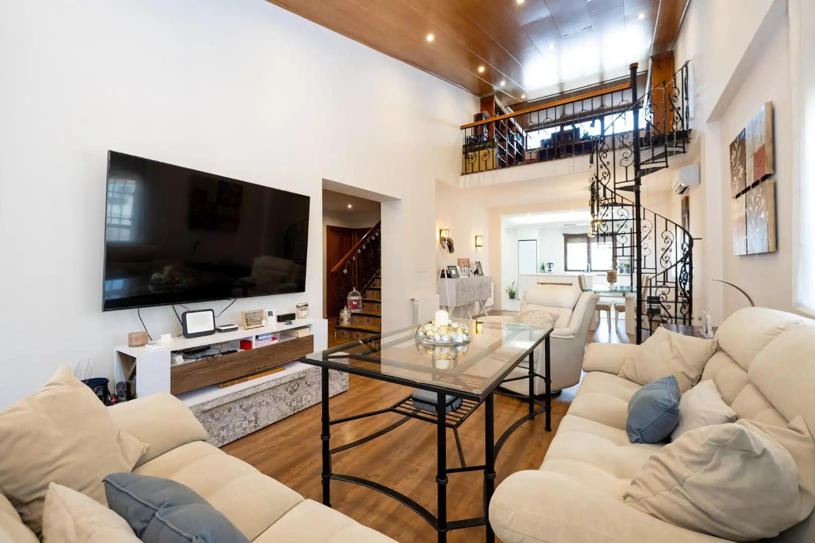 Chalet con piscina en venta en Calle RIOJA, imagen 4