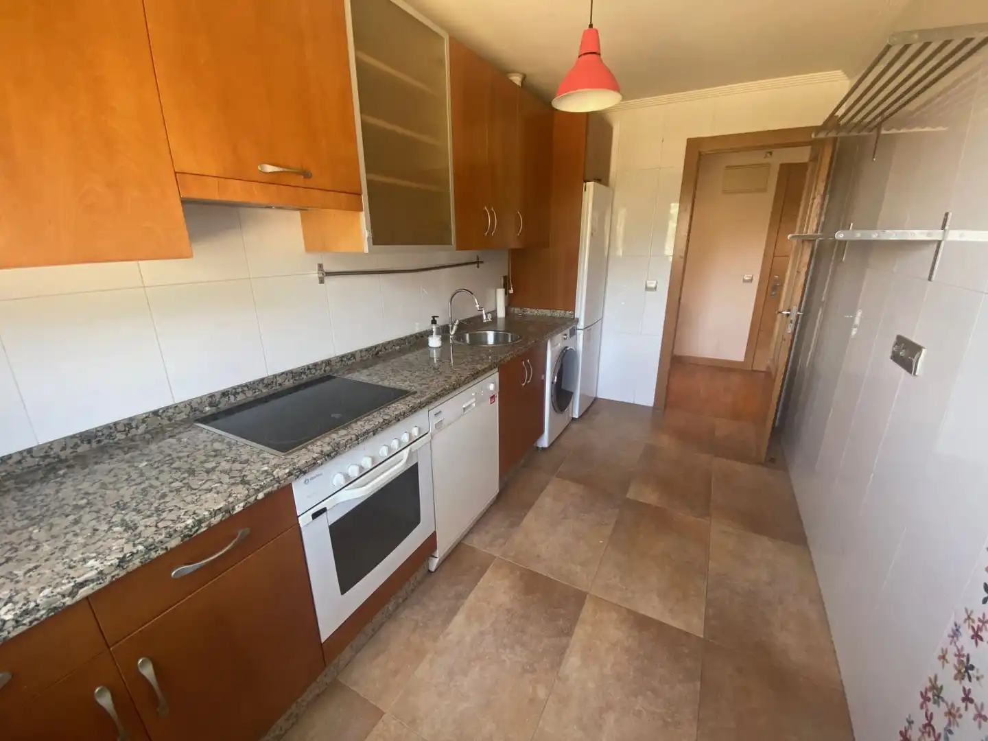 Cocina de Piso en venta en Oviedo  con Calefacción, Trastero y Balcón