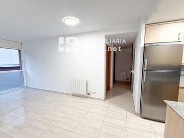 Piso con ascensor en venta en LA PAU