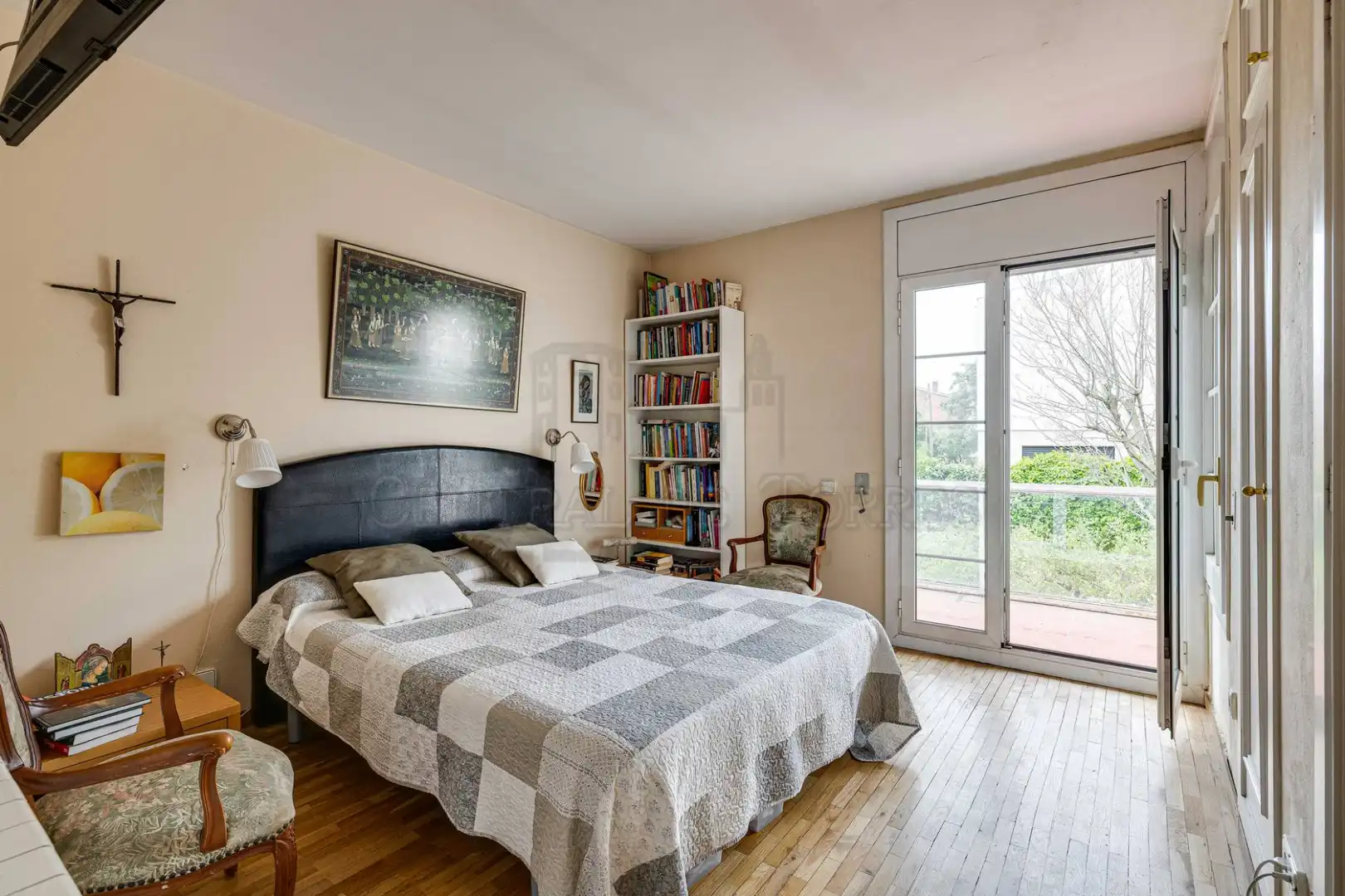 Habitación de Casa o chalet en venta en Sant Cugat del Vallès con Calefacción, Jardín privado y Parquet