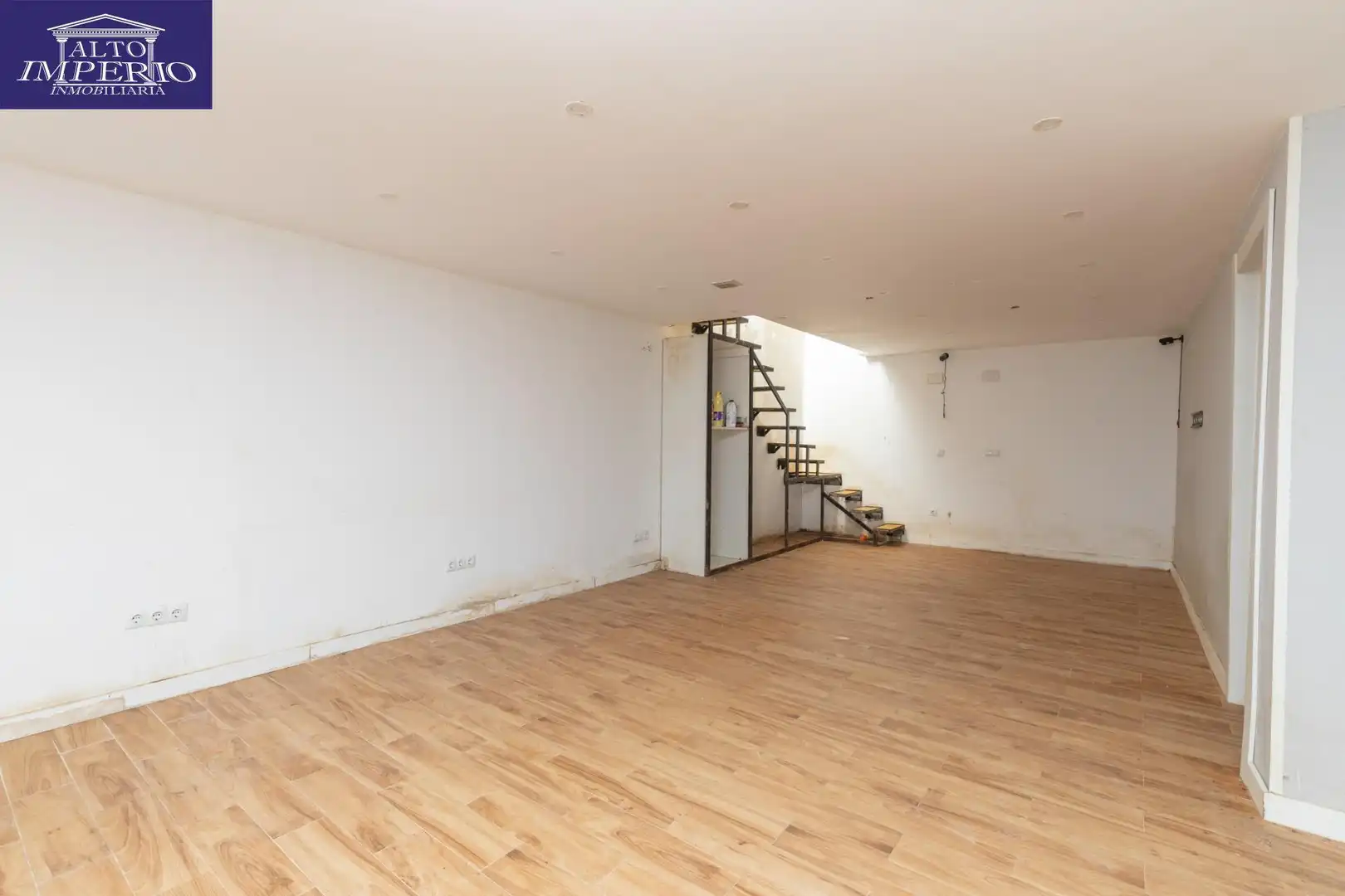 Detached house with terrace for sale in Calle Puntal de las Siete Lagunas 18, imagen 45