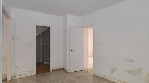 Foto 5 de Piso en venta en C/ Llobera, Les Roquetes, Barcelona Capital