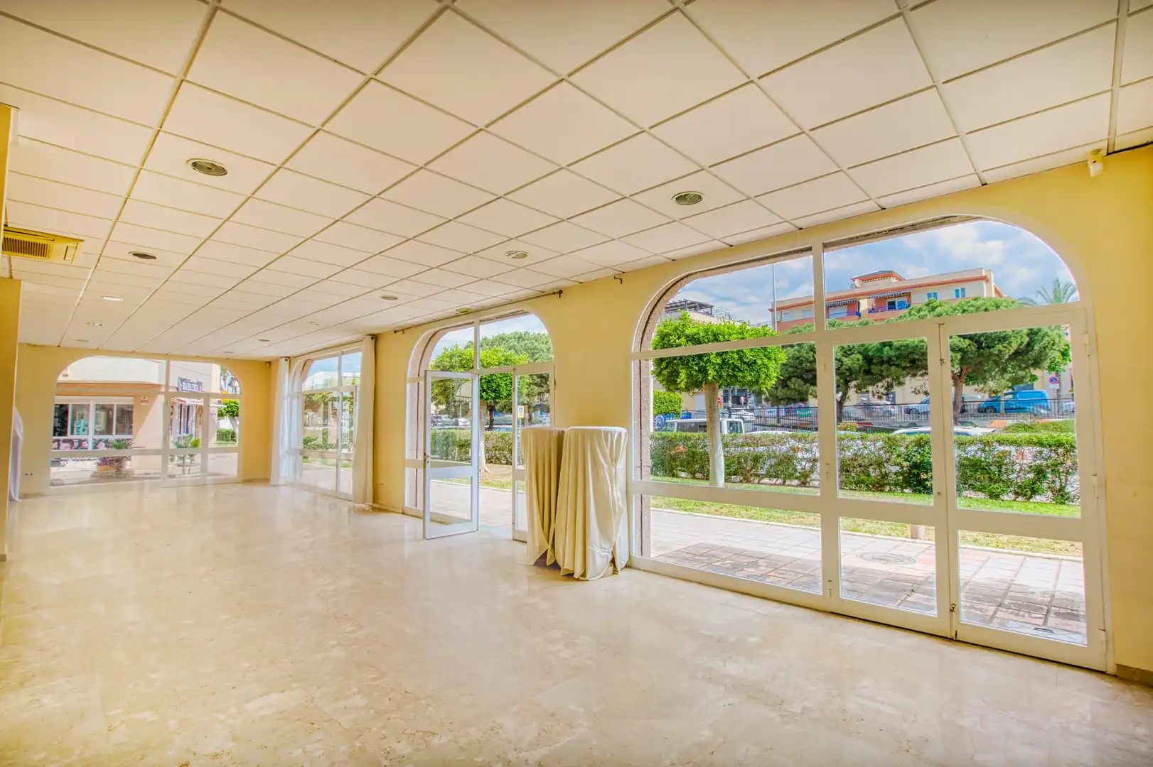 Commercial properties for sale in Torrox