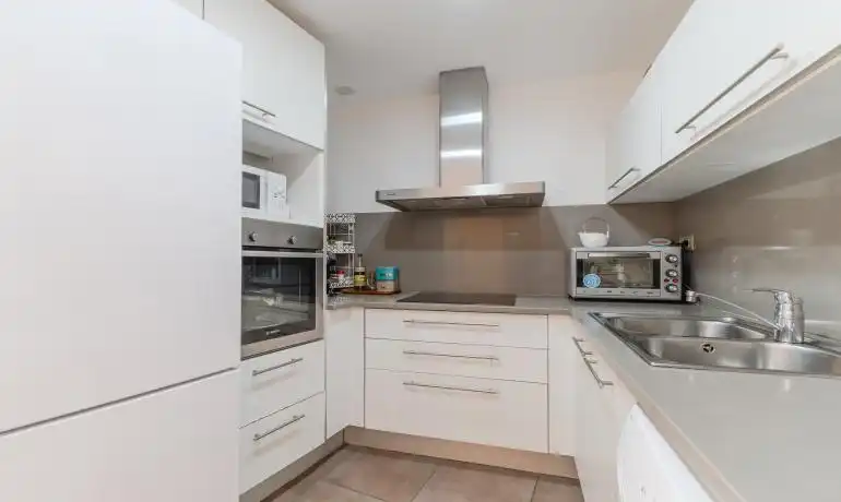 Cuina de Apartament en venda en Roses amb Calefacció i Moblat