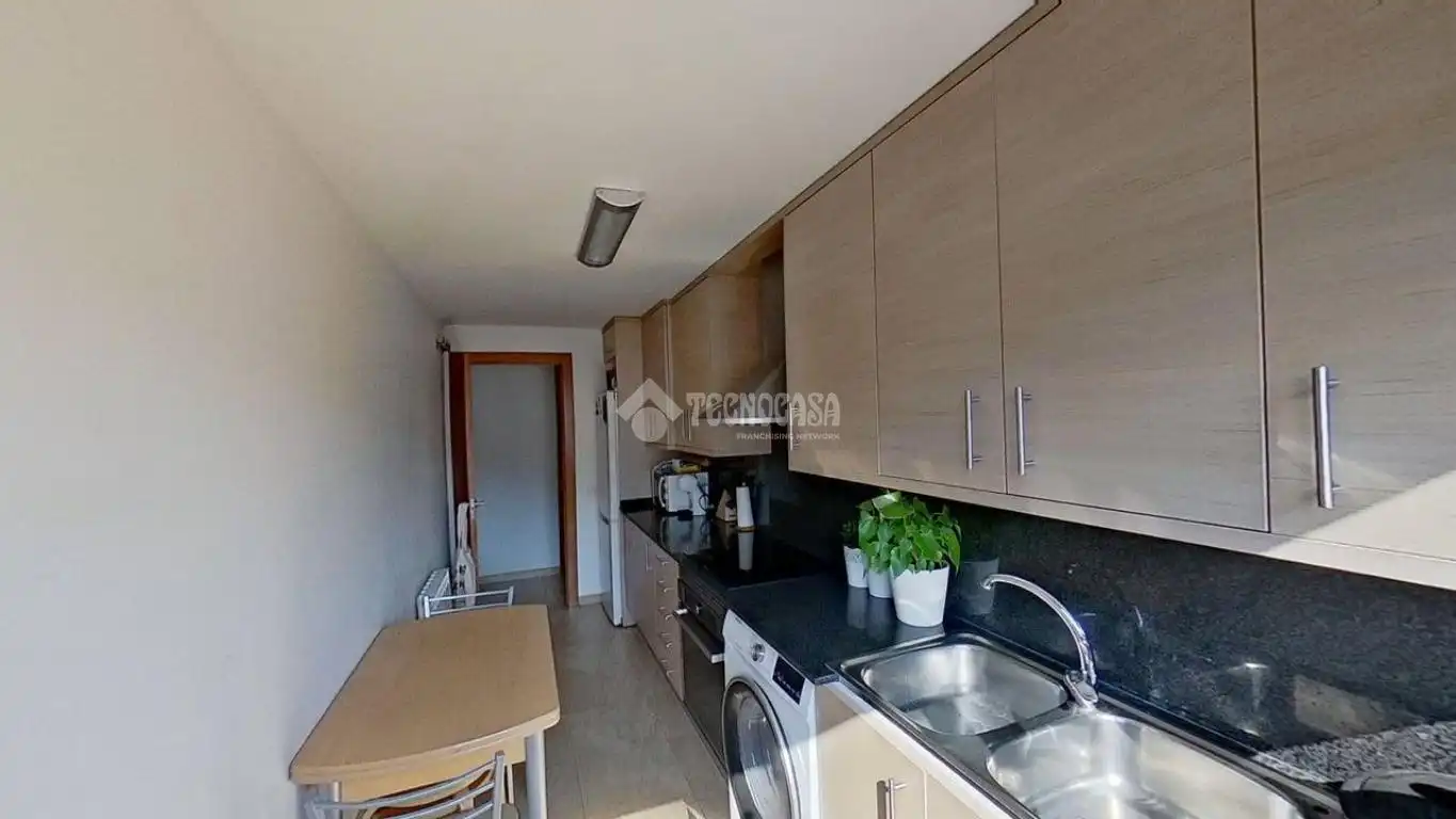 Kitchen of Flat for sale in Sallent