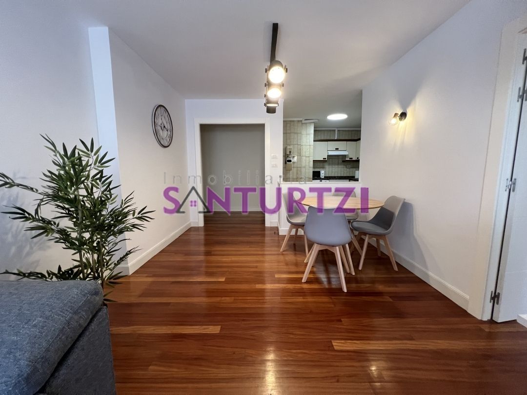 Dining room of Flat to rent in Santurtzi   with Heating, Terrace and Storage room