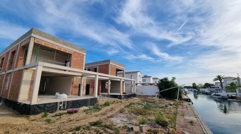 Foto 2 de Casa o chalet en venta en Cap Ras - Creus - Falconera, Empuriabrava