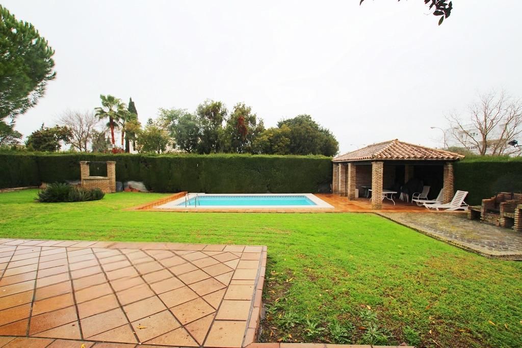 Jardí de Casa o xalet en venda en Jerez de la Frontera amb Calefacció, Jardí privat i Terrassa