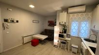 Living room of Flat for sale in  Madrid Capital  with Air Conditioner and Heating