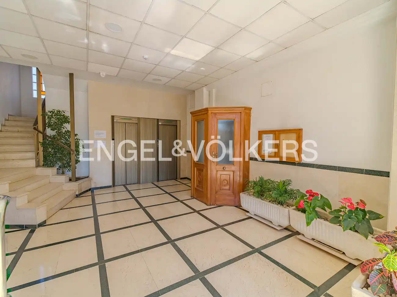 Apartamento en venta en Alicante / Alacant con Calefacción y Terraza