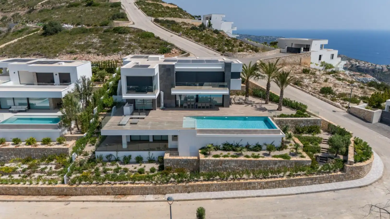 Chalet con piscina en venta en Cumbre del Sol, imagen 2