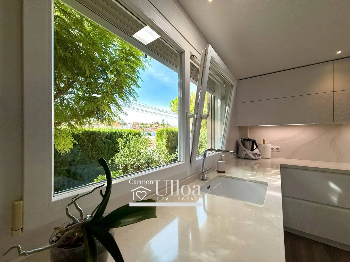 Detached house with pool for sale in Calle del Pino, imagen 31