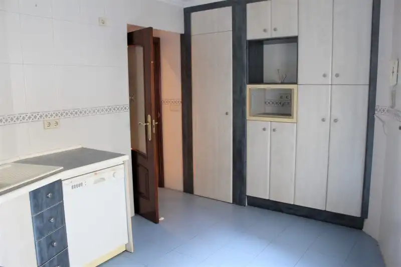 Residencial en venda a Tomelloso, imagen 5