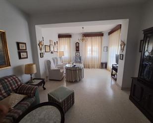 Living room of Flat for sale in  Sevilla Capital  with Terrace and Furnished