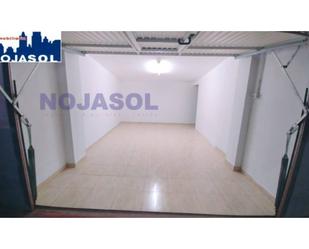 Garage for sale in Noja