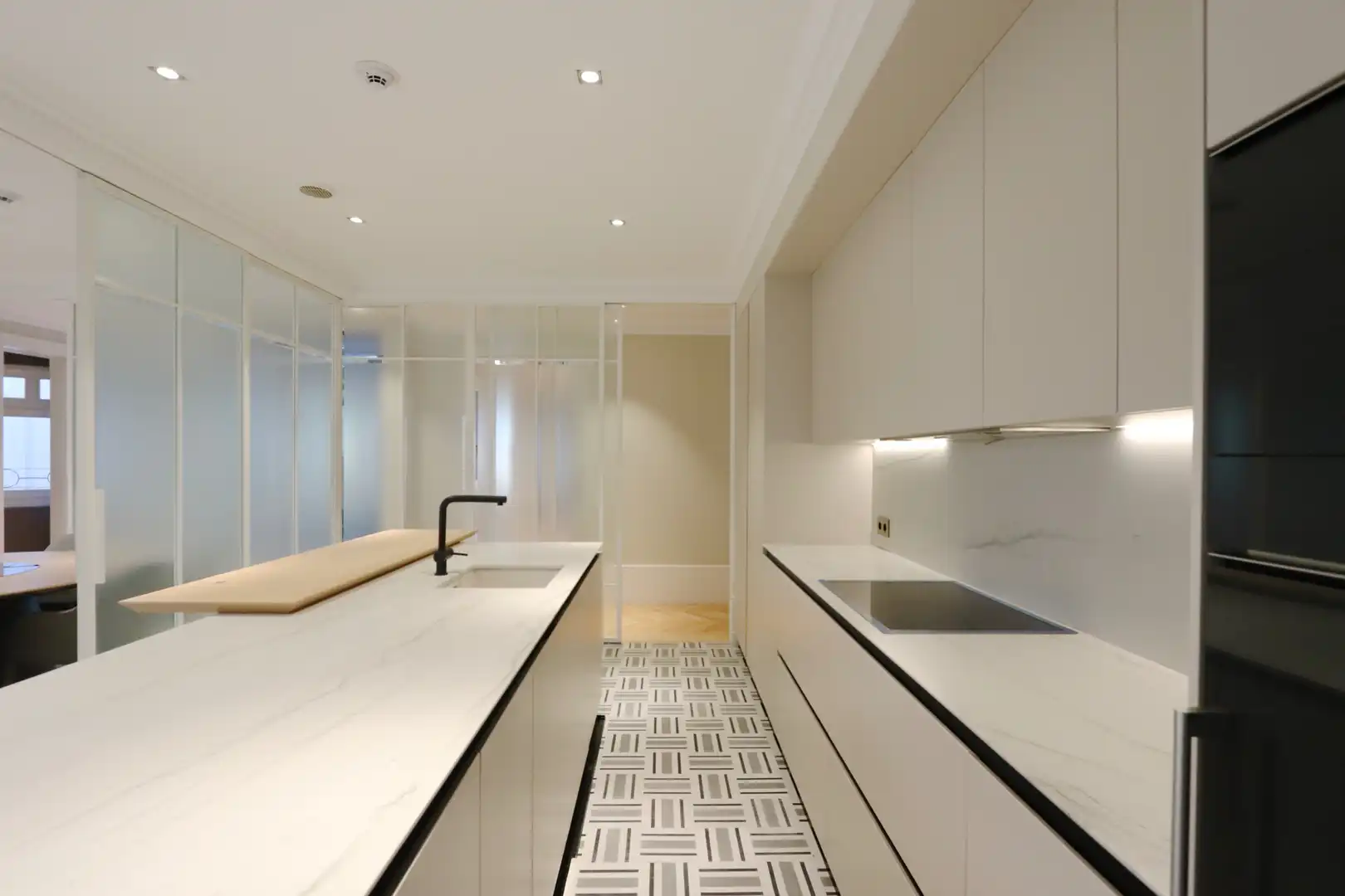 Cocina de Ático en venta en Madrid con Aire acondicionado, Calefacción y Jardín privado