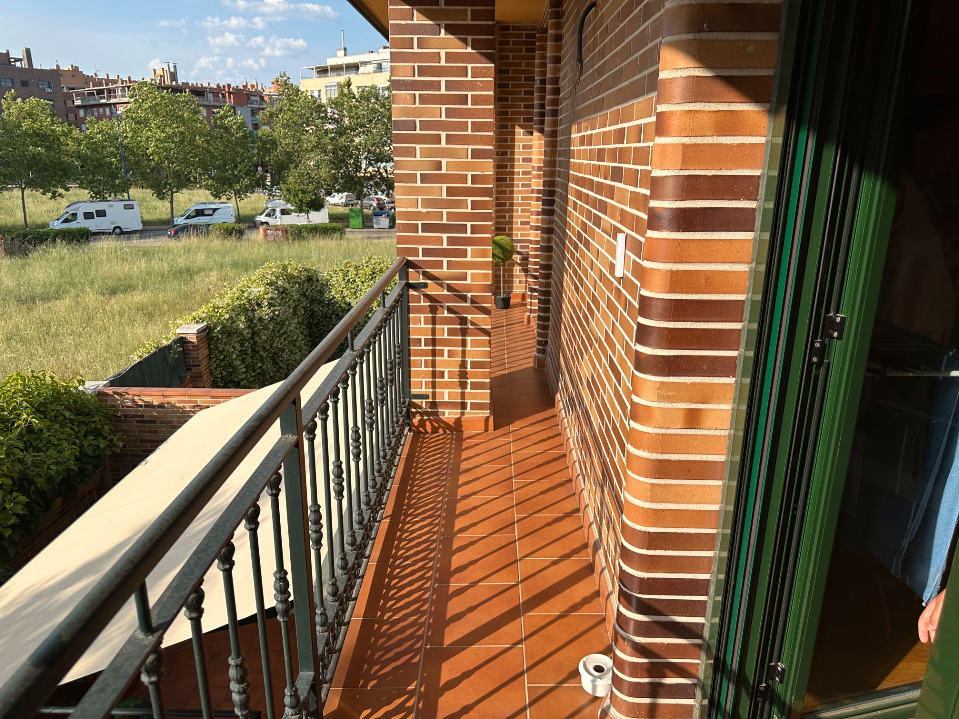 Balcony of House or chalet for sale in Leganés  with Air Conditioner, Heating and Private garden