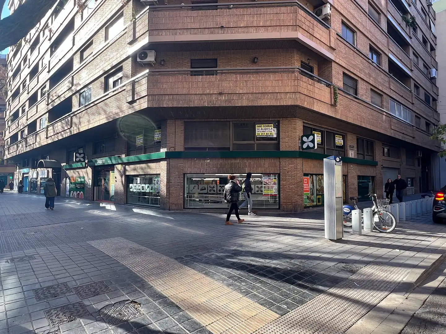 Vista exterior de Oficina de alquiler en Valencia con Aire acondicionado, Calefacción y Trastero