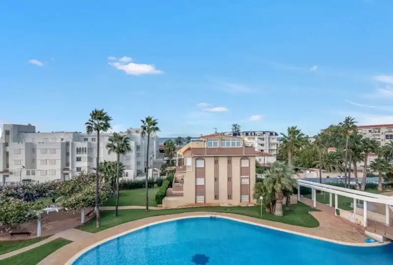 Piscina de Ático en venta en Dénia con Aire acondicionado, Calefacción y Terraza