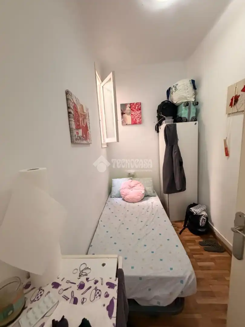 Casa bifamiliare con terrazza in vendita a Centre - Sant Oleguer, imagen 18
