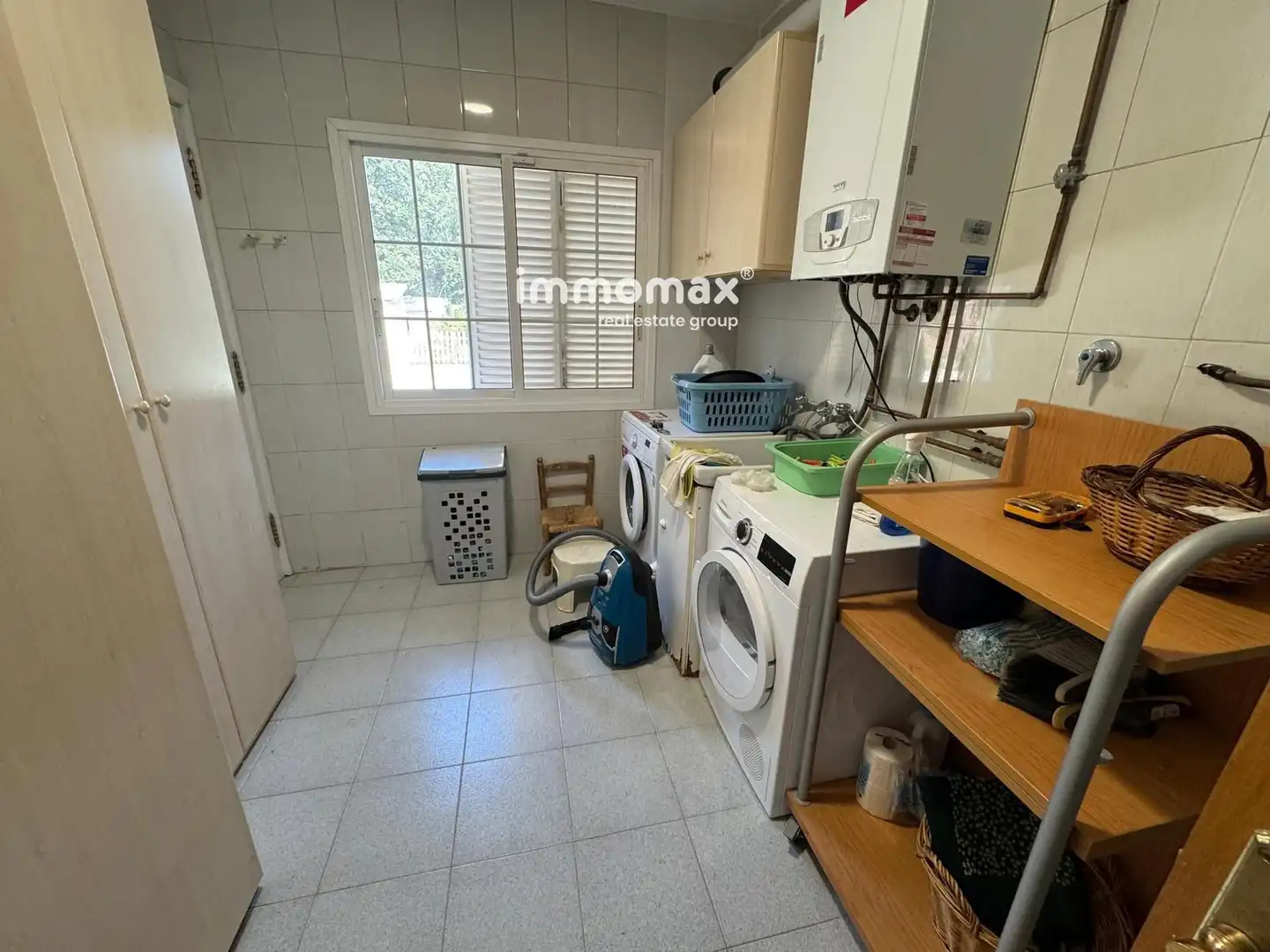 Xalet amb piscina en venda a Torrelles de Llobregat, imagen 15