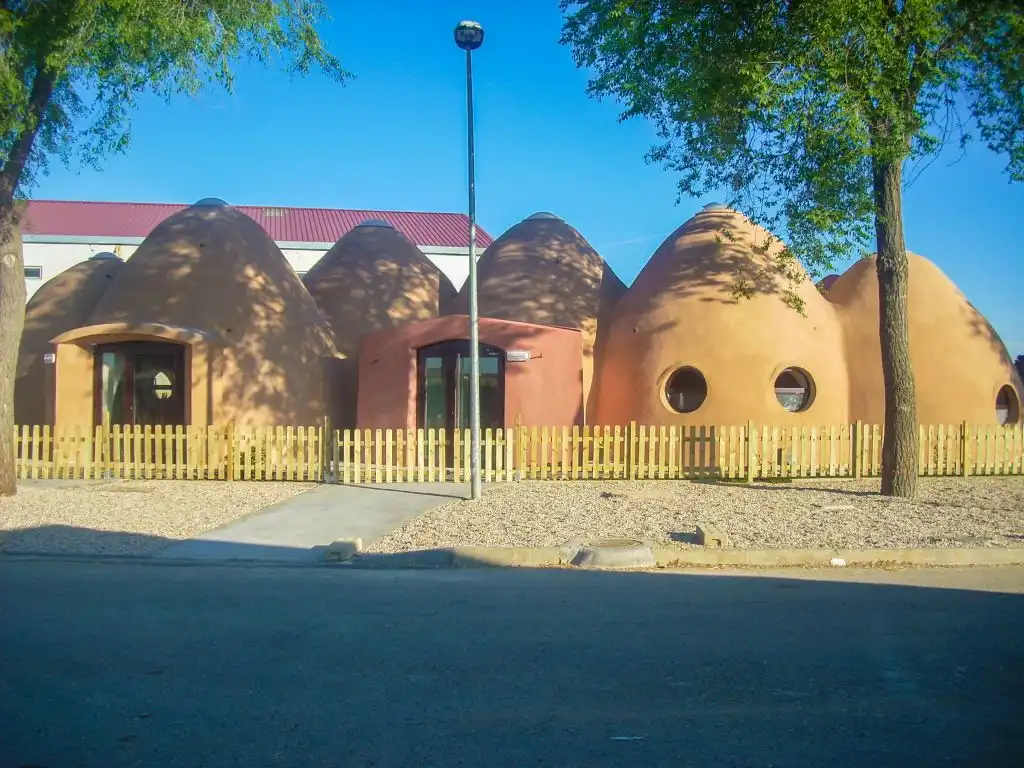 Vista exterior de Local en venta en San Cebrián de Campos con Aire acondicionado