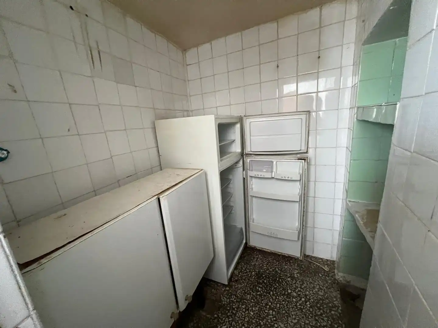 Cuina de Casa o xalet en venda en Cáceres amb Jardí privat i Terrassa