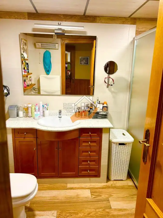 Baño de Piso en venta en Murcia con Terraza, Trastero y Balcón
