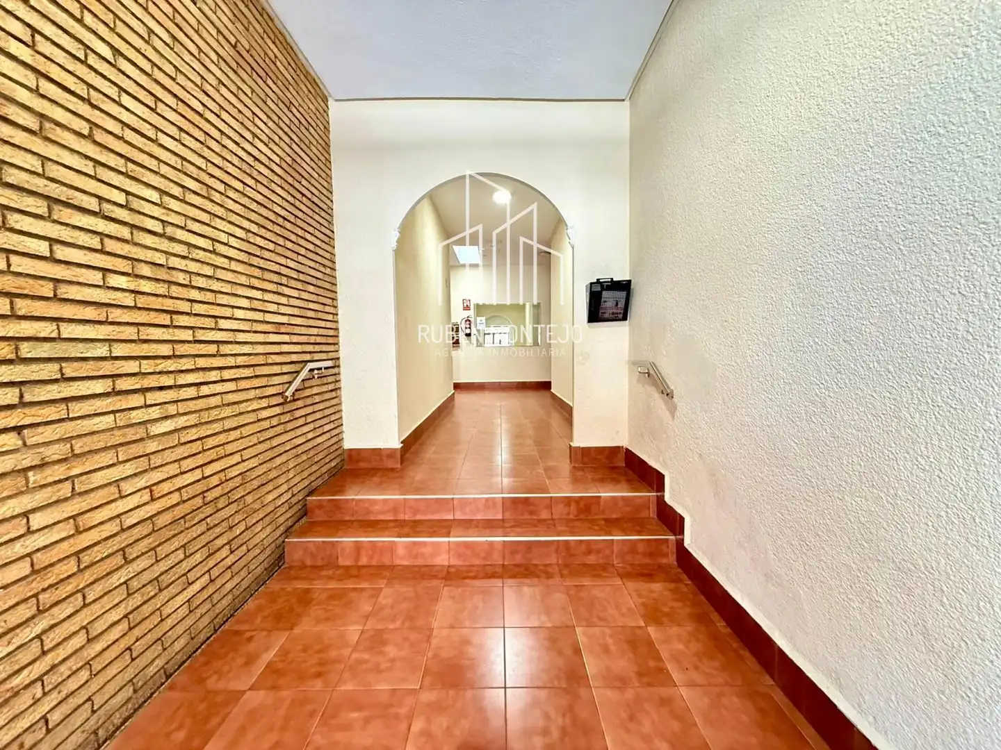 Piso en venta en Santa Marta de Tormes con Calefacción y Terraza