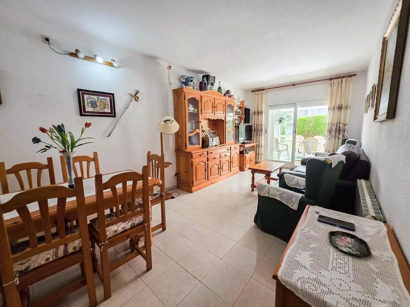 Sala de estar de Planta baja en venta en Cunit con Amueblado y Piscina comunitaria
