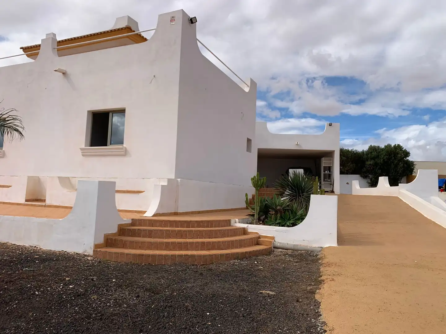 Vista exterior de Casa o xalet en venda en Antigua amb Jardí privat i Terrassa