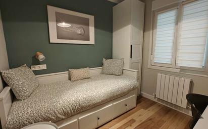 Bedroom of Flat to share in Bilbao   with Terrace