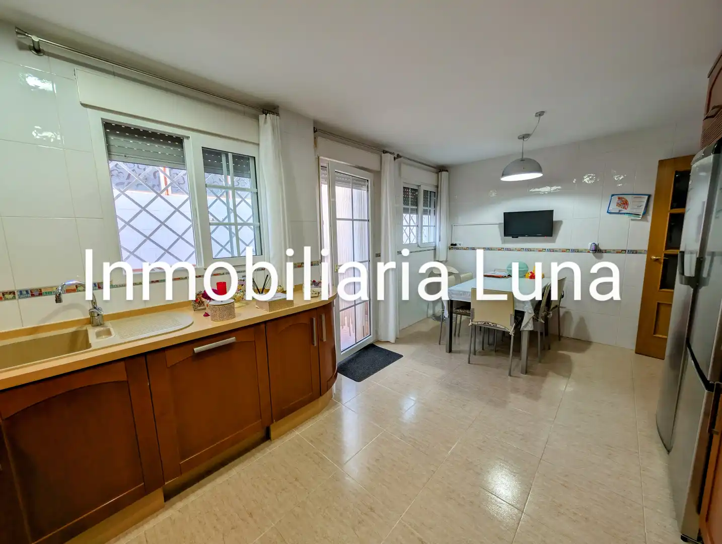 Vista exterior de Casa adosada en venta en Cartagena con Aire acondicionado, Jardín privado y Terraza