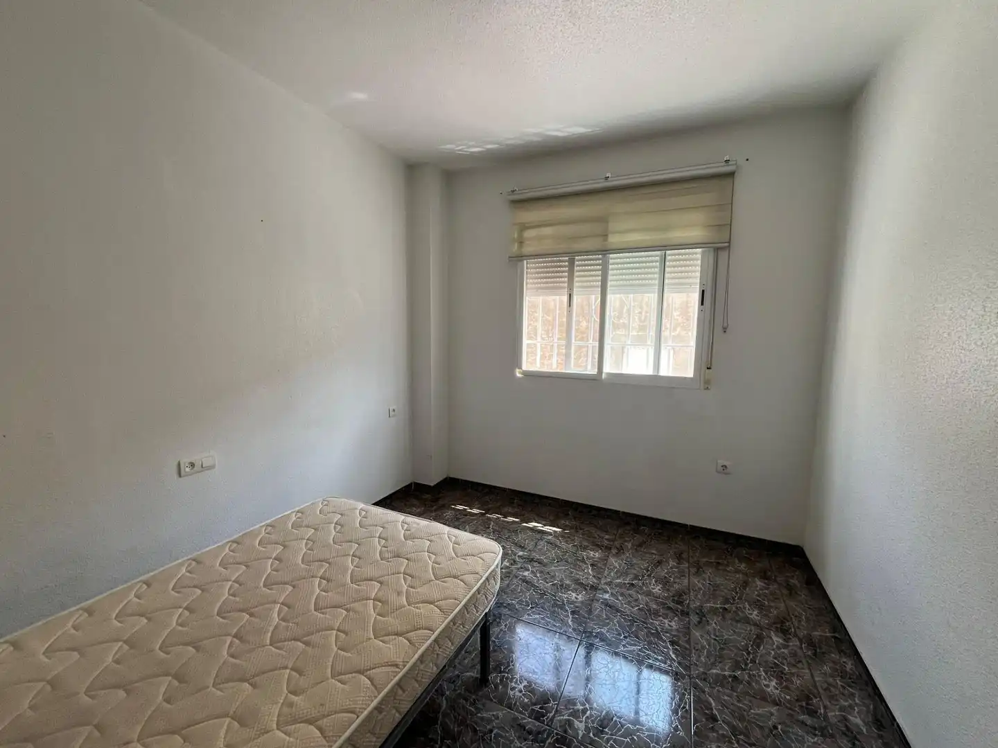 Habitación de Piso en venta en Ceutí con Aire acondicionado, Calefacción y Amueblado