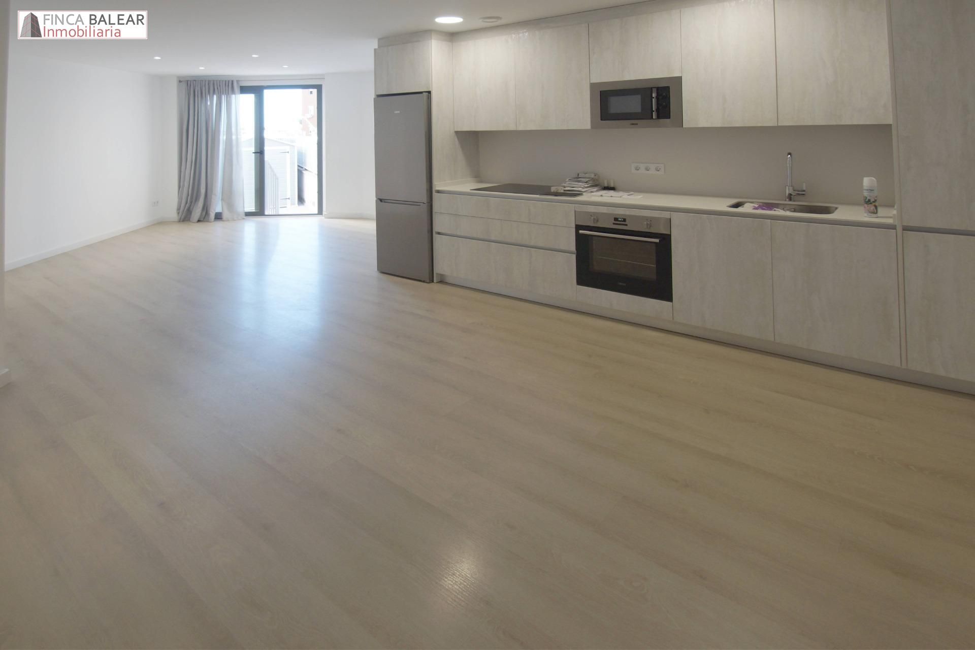Cuina de Planta baixa de lloguer en  Palma de Mallorca amb Aire condicionat, Calefacció i Jardí privat