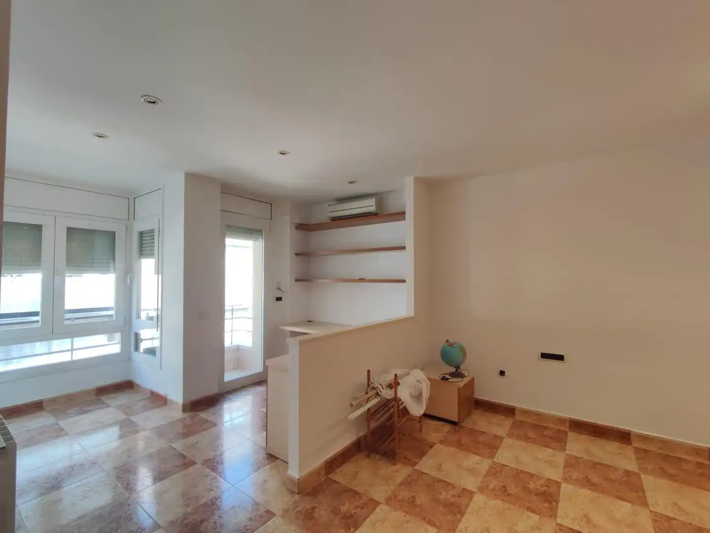 Dúplex de alquiler en Manresa con Calefacción, Terraza y Trastero