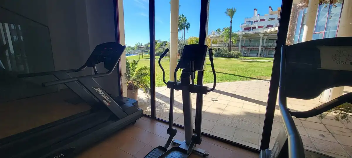 Apartamento con piscina en venta en Los Flamingos, imagen 18