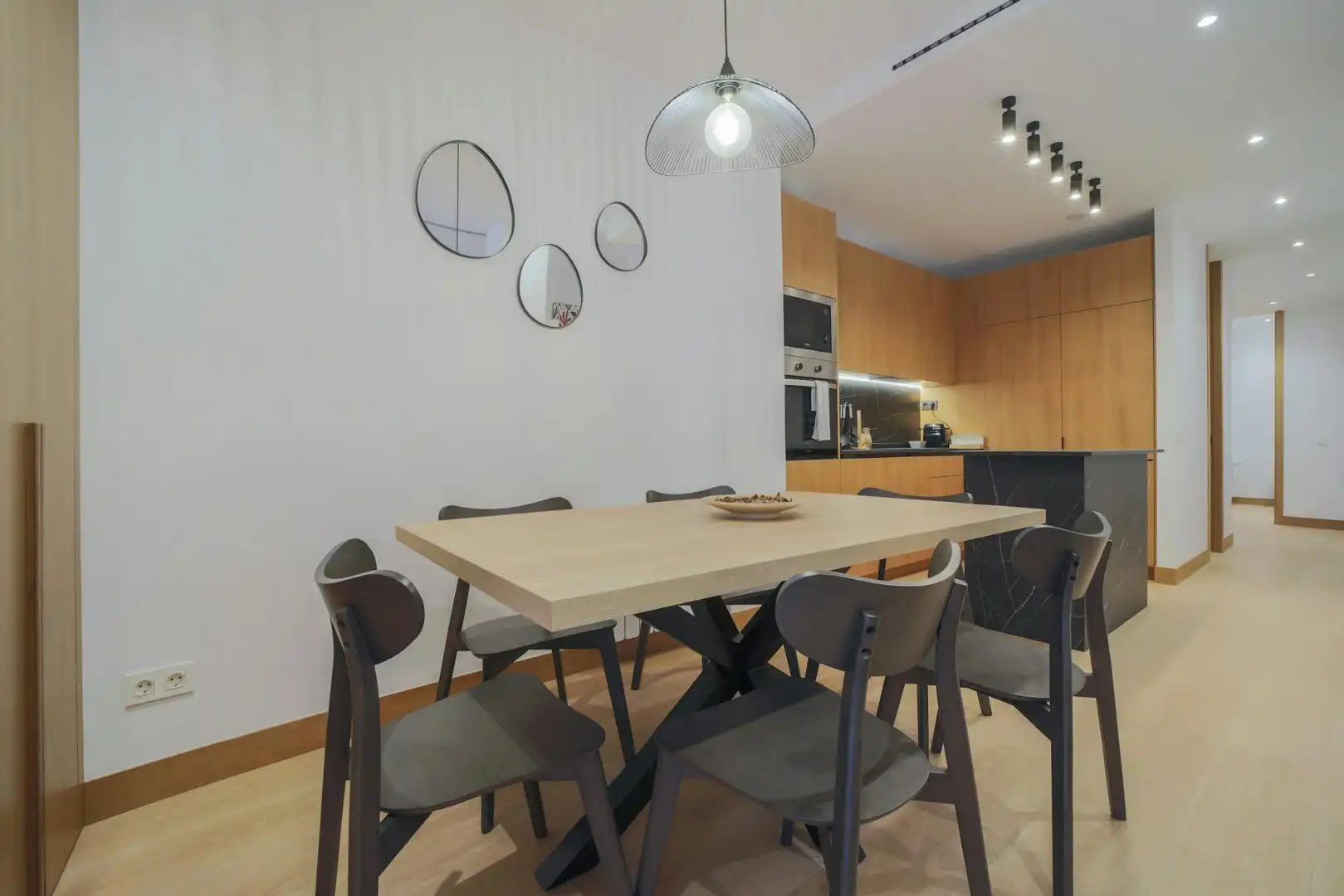 Comedor de Piso de alquiler en Madrid con Aire acondicionado y Lavadora