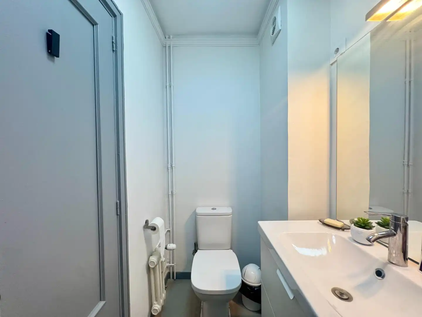Baño de Piso en venta en Vigo  con Calefacción, Parquet y Trastero