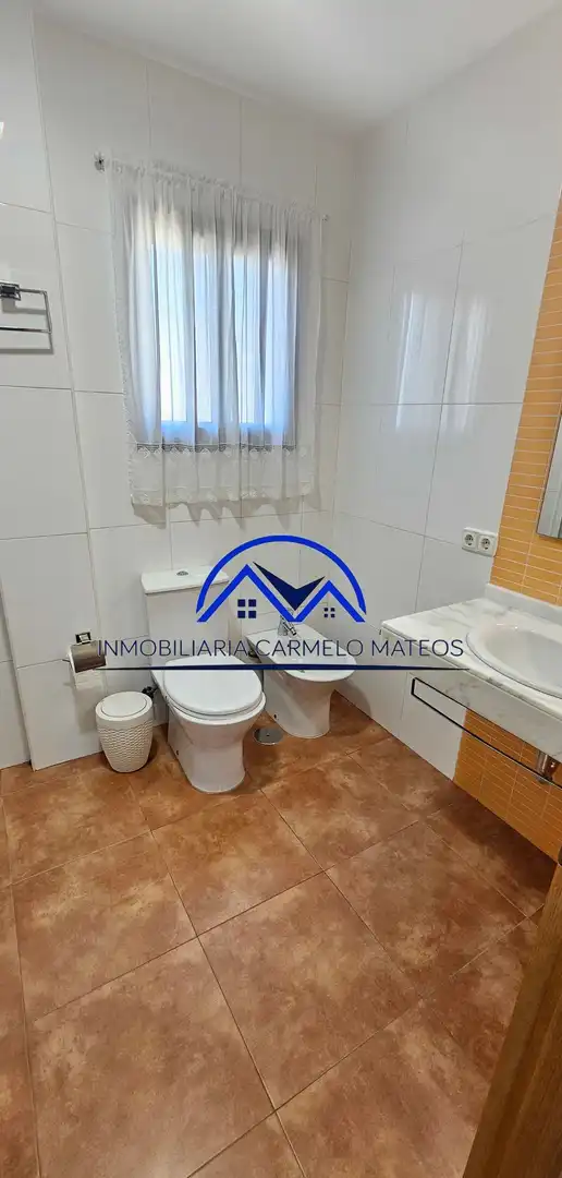 Baño de Dúplex en venta en Sanlúcar de Barrameda con Aire acondicionado y Piscina