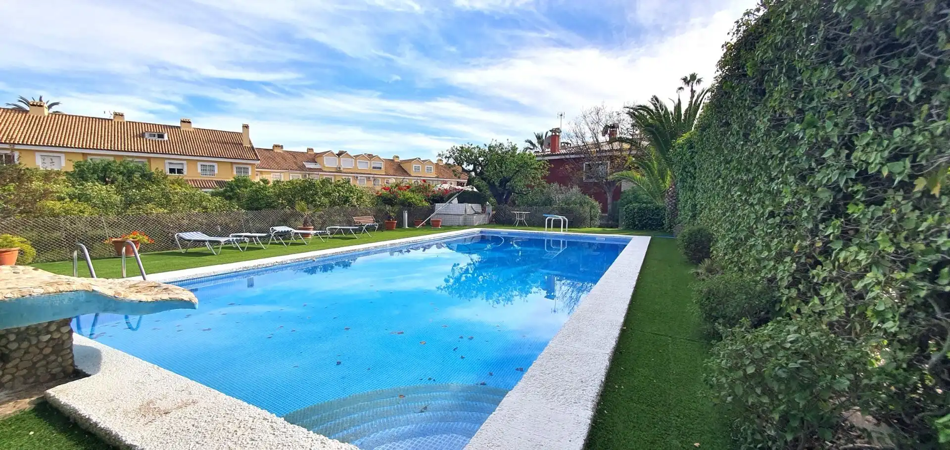 Piscina de Casa o xalet en venda en Sant Joan d'Alacant amb Aire condicionat, Calefacció i Jardí privat