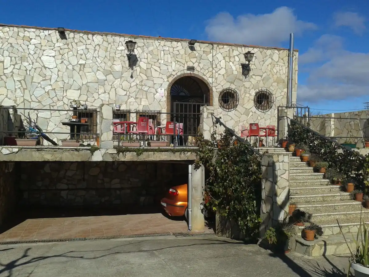 Local comercial en venda a General Leon-Astorga 120