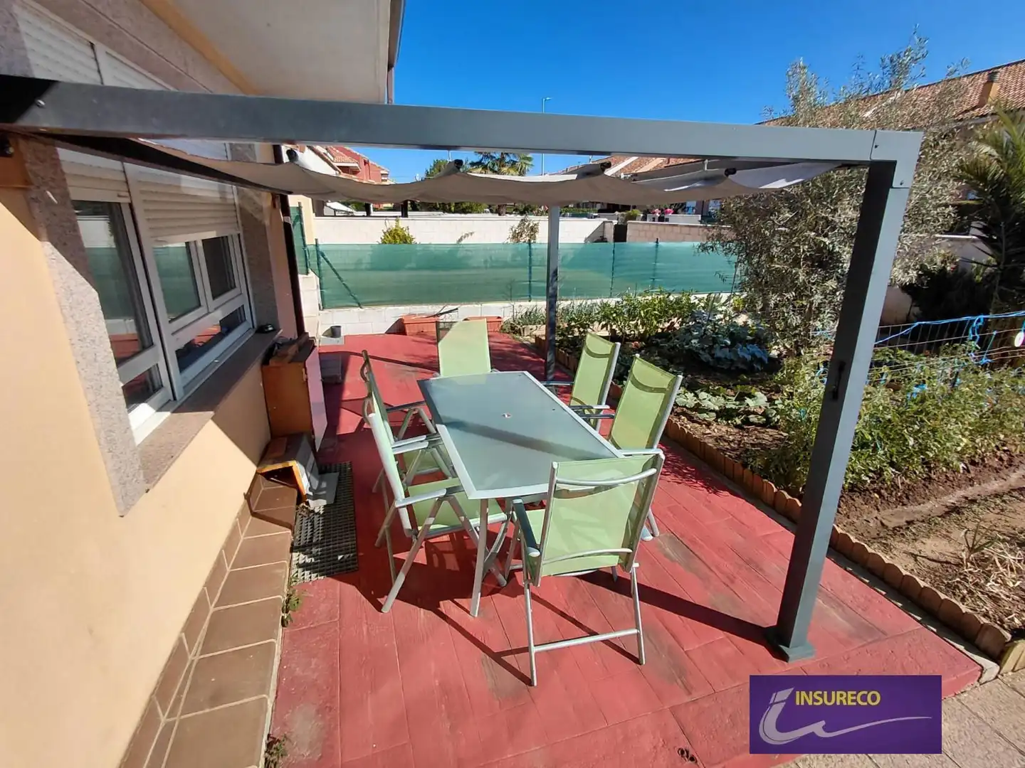 Casa aparellada amb piscina en venda a Llano-Fc, imagen 9