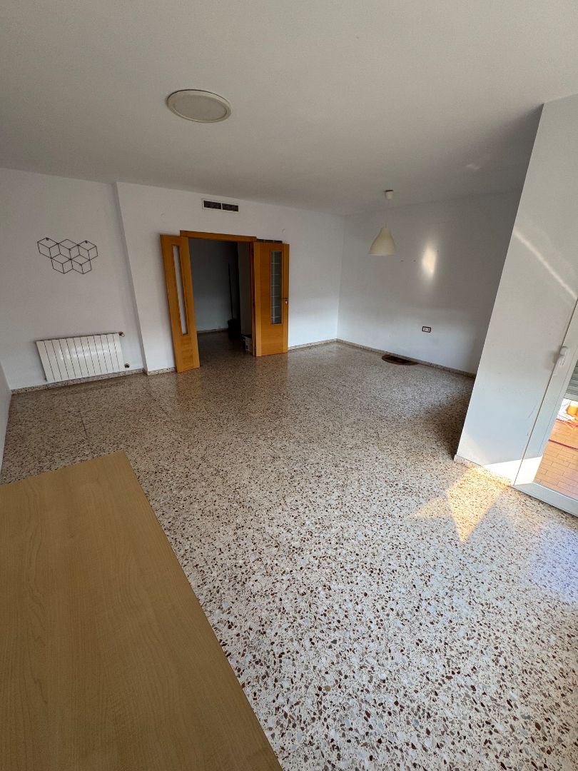 Piso de alquiler en Carrer de Santa Anna, 8, Centro