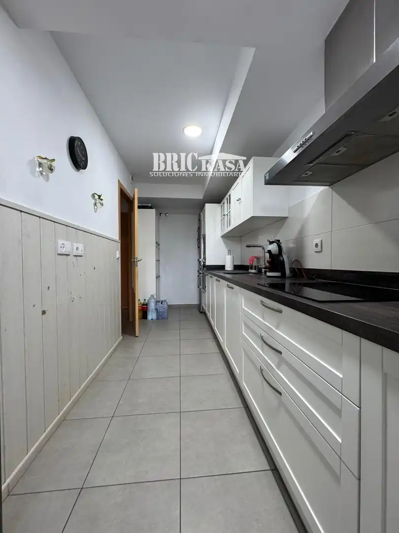 Kitchen of Flat for sale in Cáceres  with Air Conditioner and Terrace