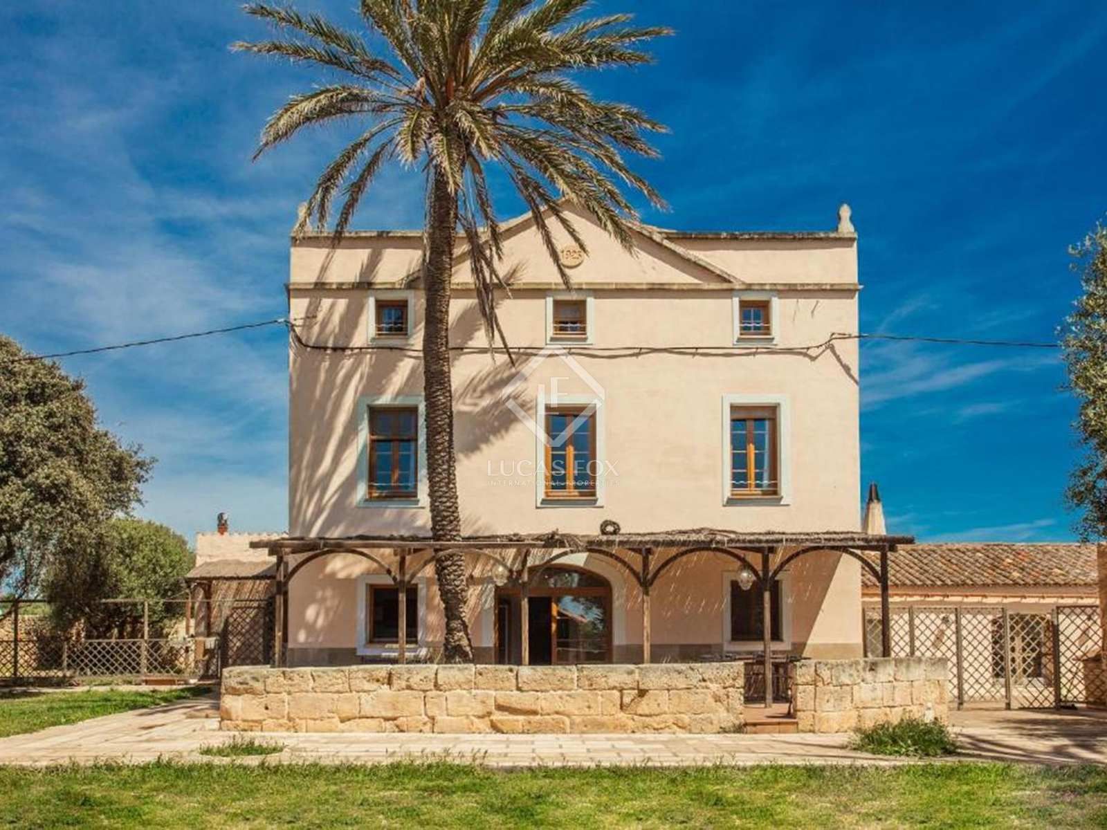 Vista exterior de Finca rústica en venda en Ciutadella de Menorca amb Calefacció, Jardí privat i Terrassa
