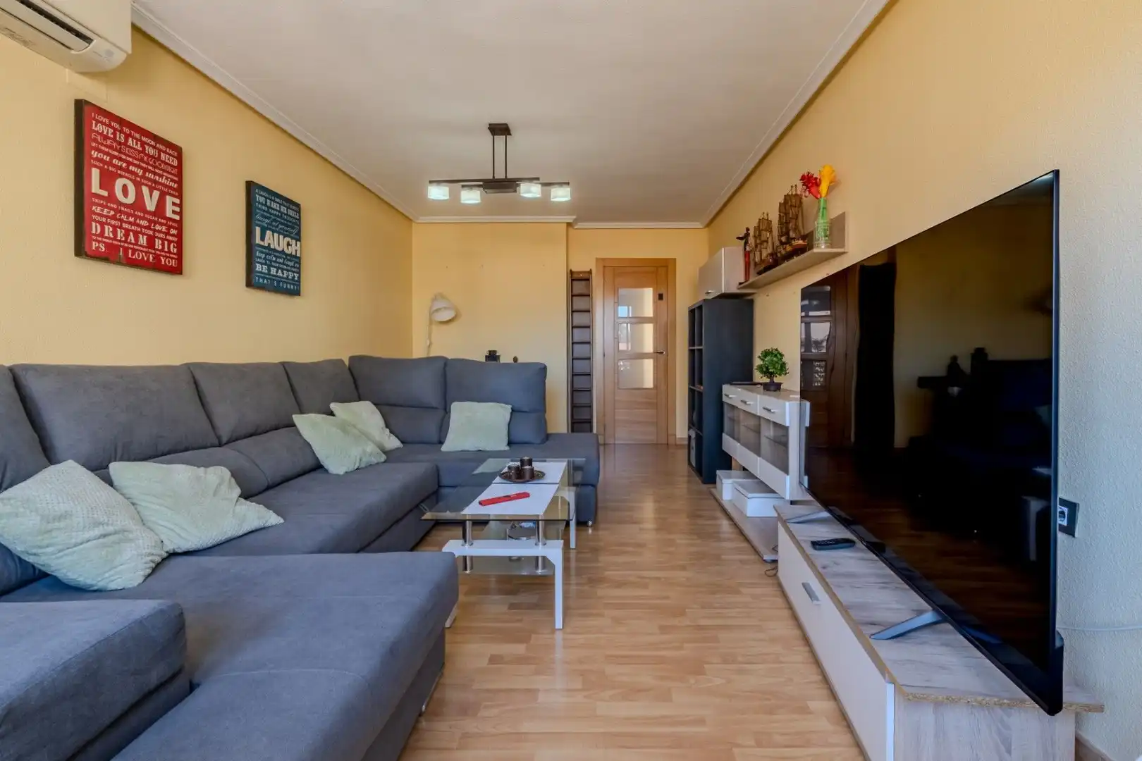 Apartamento con ascensor en venta en Carrer C. Larramendi 71, imagen 4