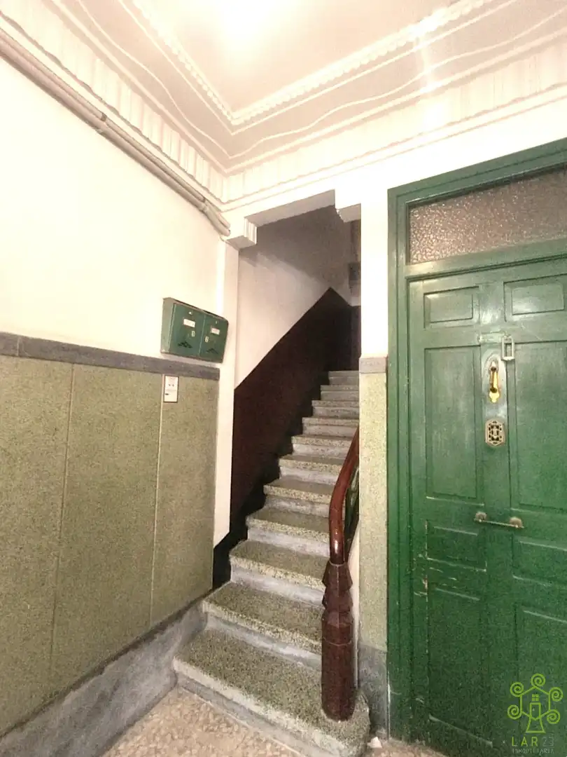 Piso con balcón en venta en Centro - Juan Flórez - Plaza Pontevedra, imagen 2