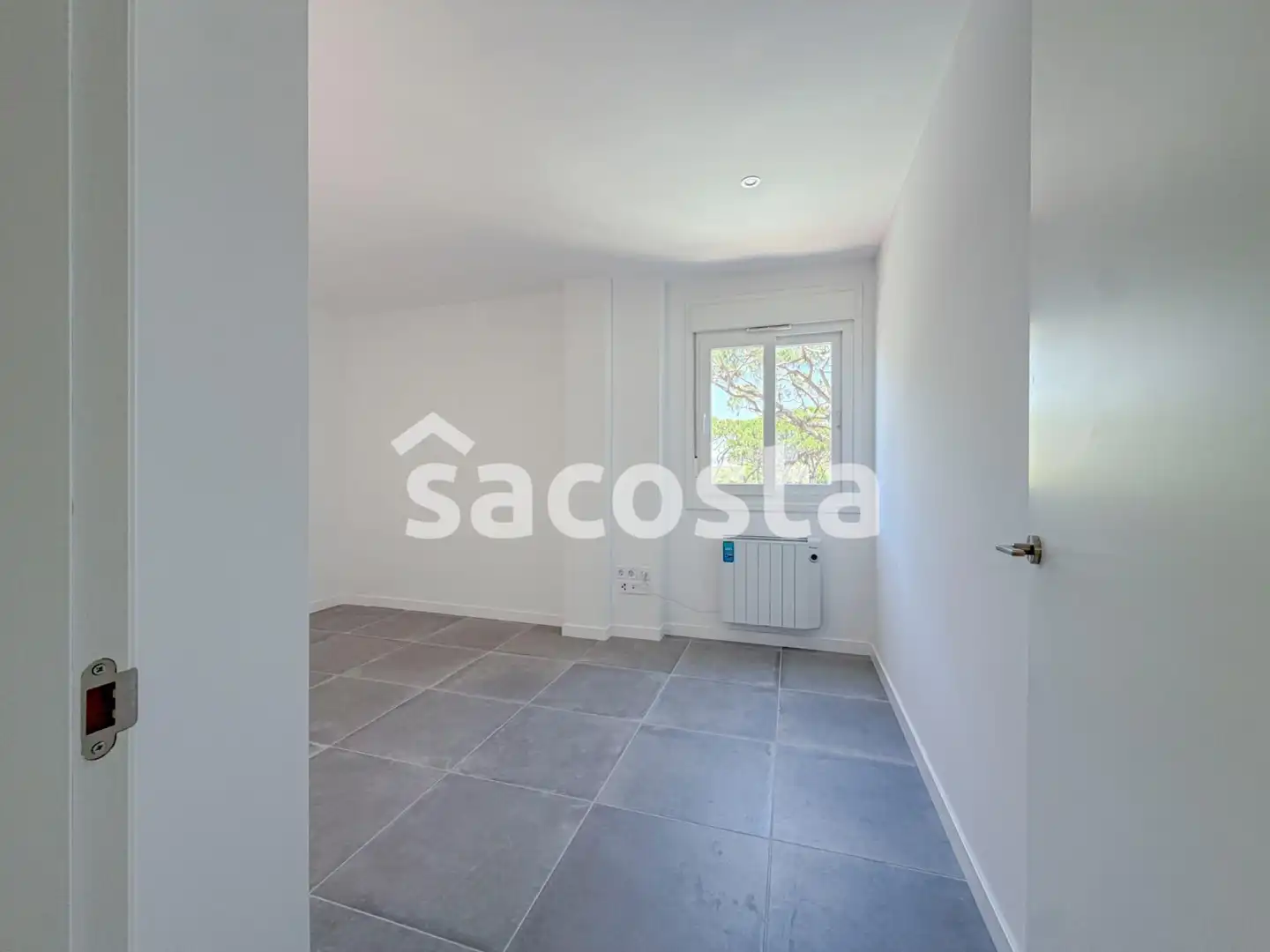 Habitación de Piso en venta en Blanes con Calefacción, Terraza y Balcón